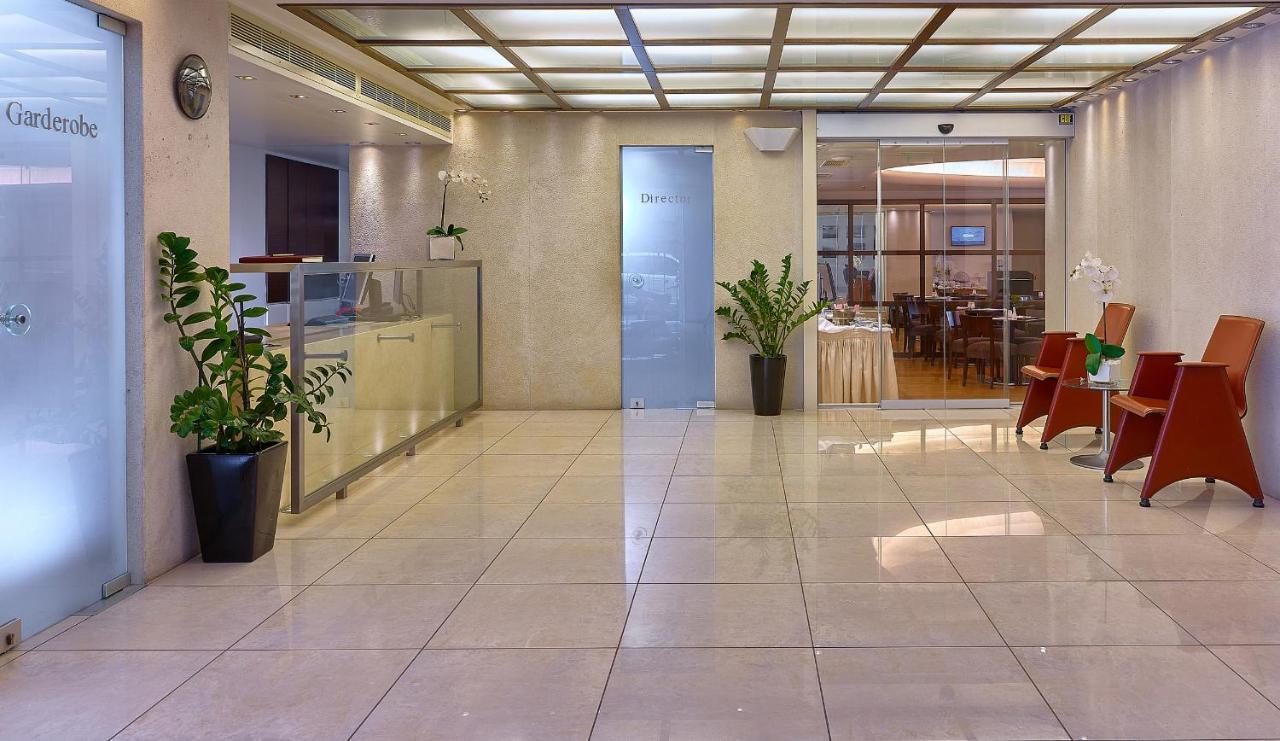 Atrion Hotel Heraklion  Bagian luar foto