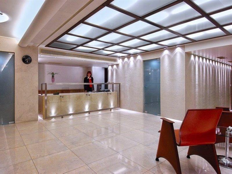 Atrion Hotel Heraklion  Bagian luar foto