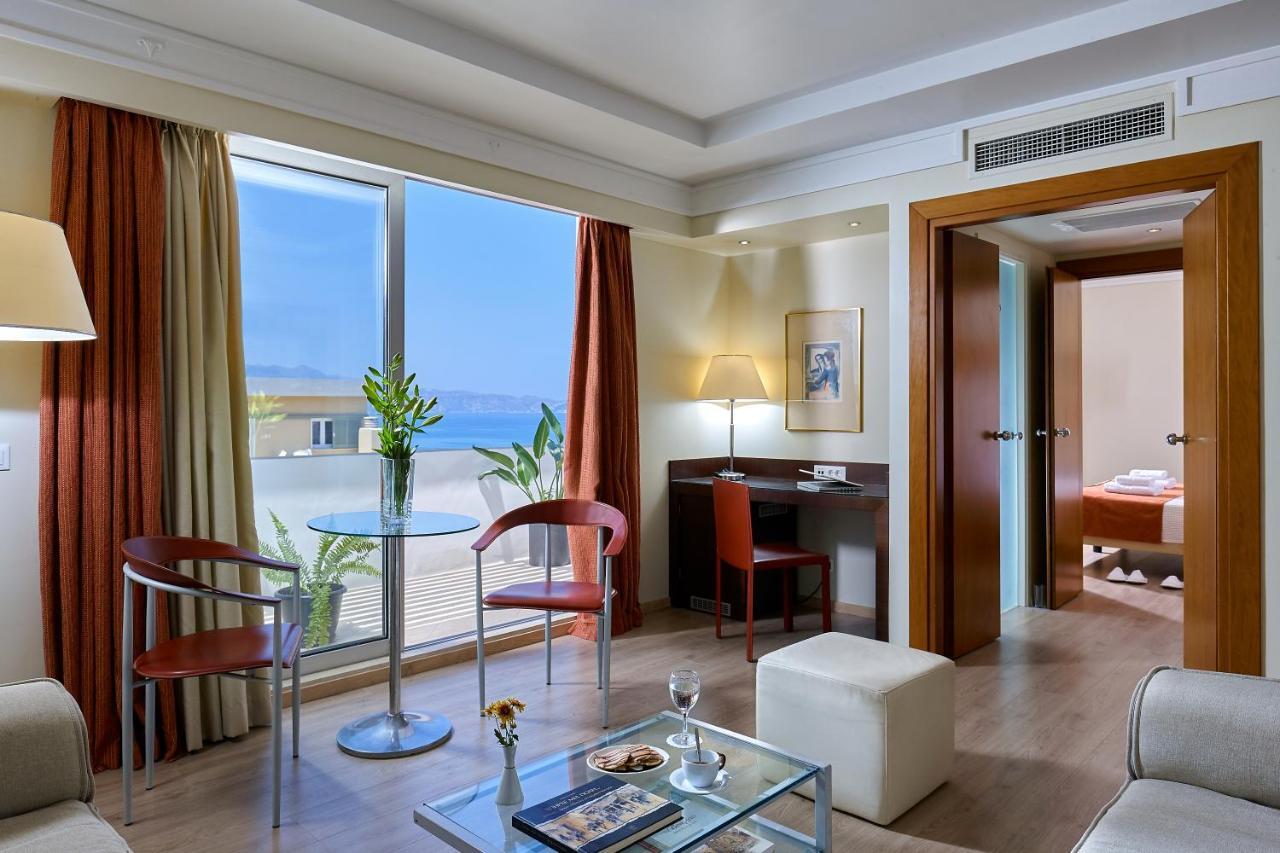 Atrion Hotel Heraklion  Bagian luar foto